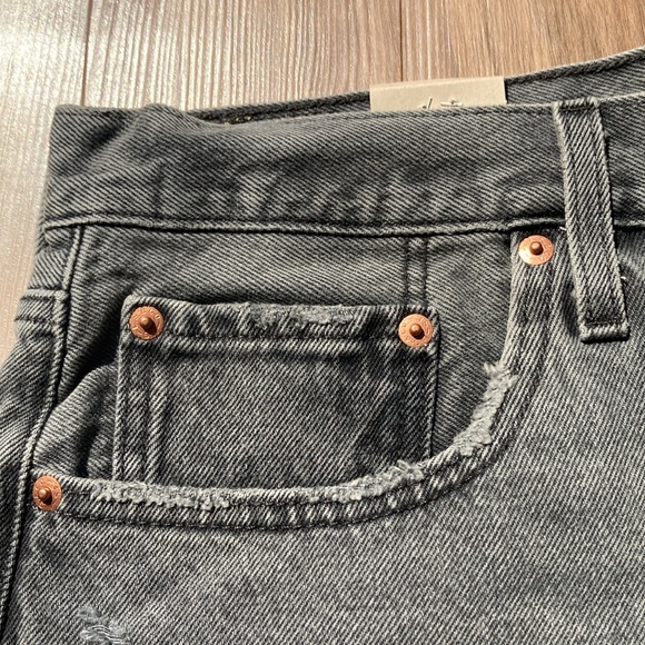 Relisted Levi’s short distressed high rise 501 jean cotton denim cutoff vibe 31 - Picture 6 of 17